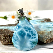 larimar-pendant